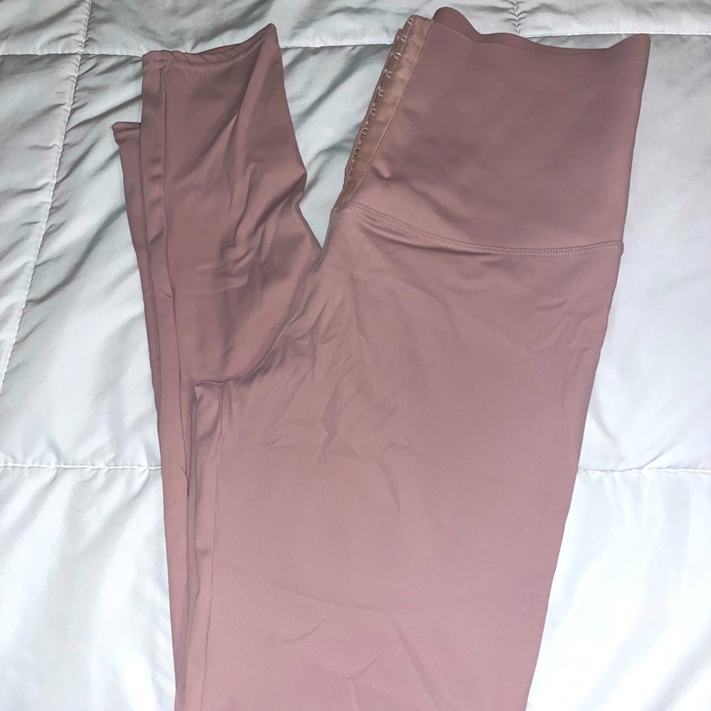 Shapewear leggings
